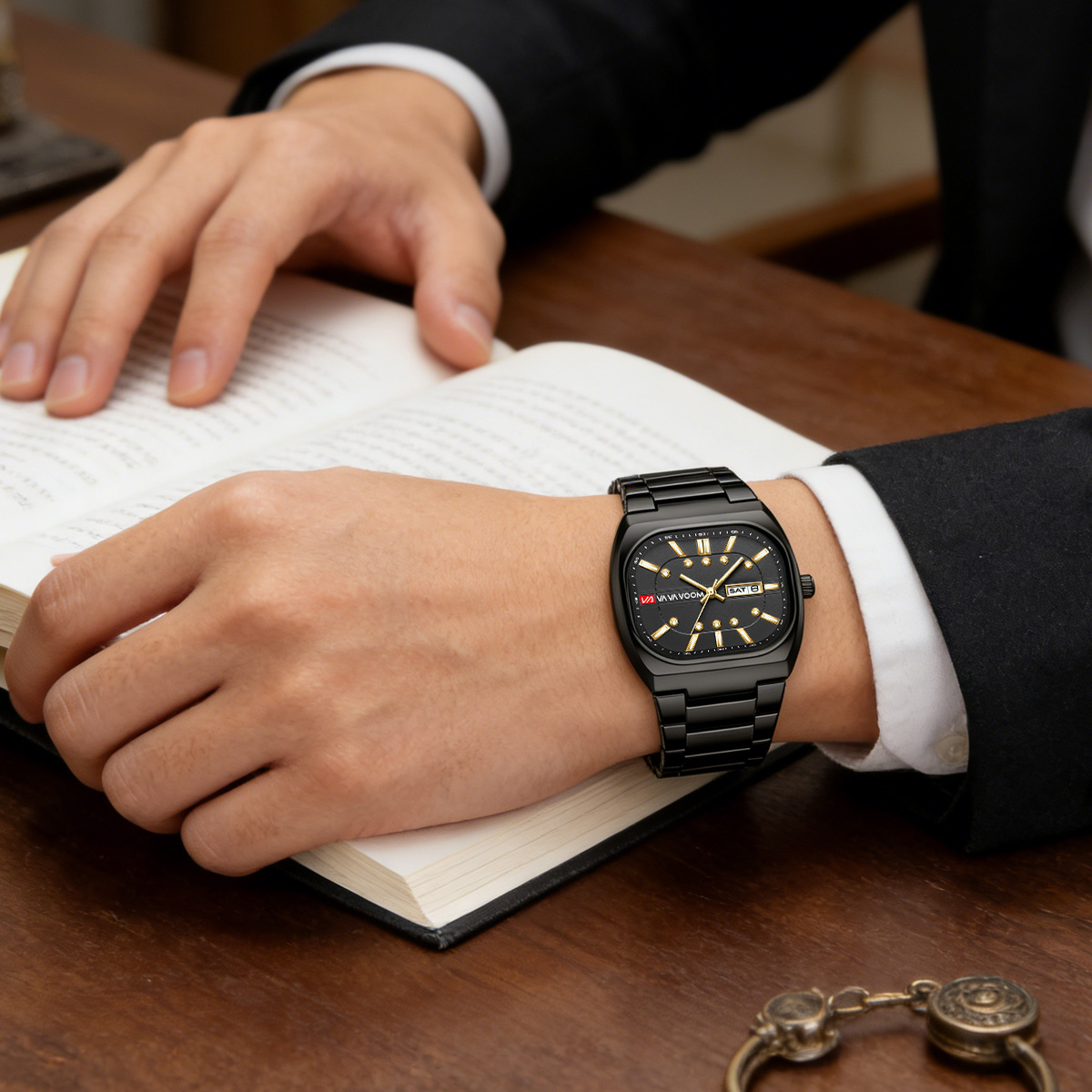 นาฬิกาควอตซ์ดีไซน์ใหม่ทรงเหลี่ - Analog Quartz Watch บทวิจารณ์และราคา