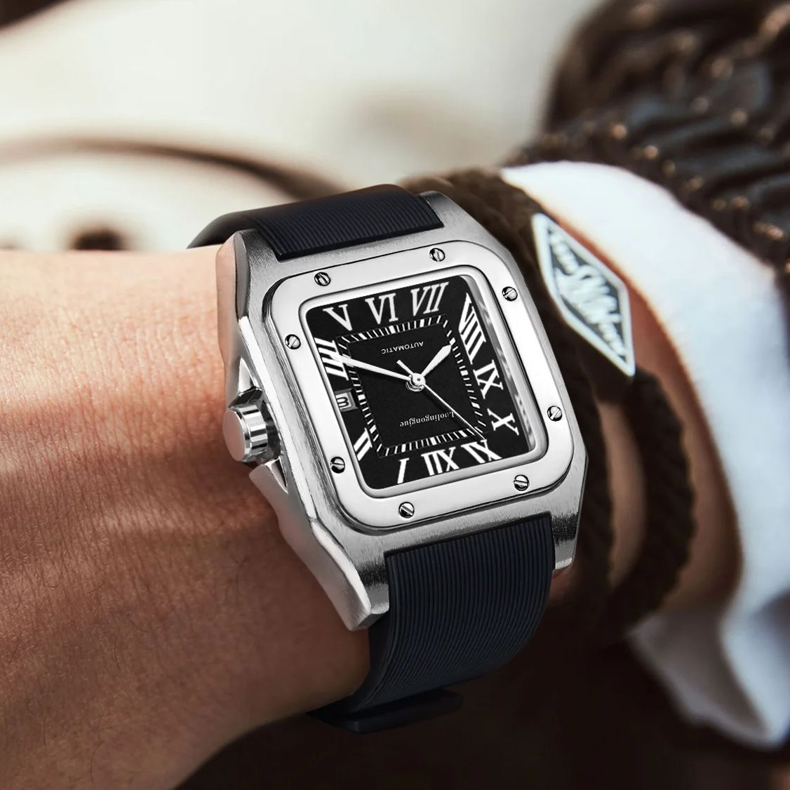 นาฬิกาข้อมือผู้ชายสไตล์ยุโรปแล - Cartier Watch Tank บทวิจารณ์และราคา