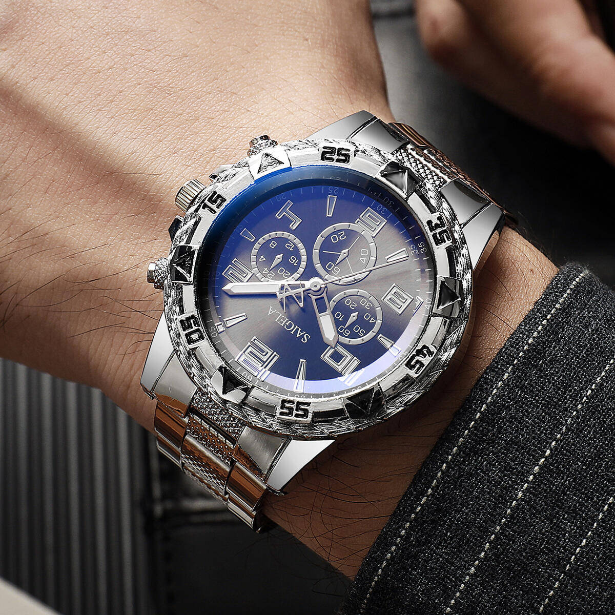 นาฬิกาข้อมือผู้ชายแบบกล่องสุ่ม - Analog Quartz Watch บทวิจารณ์และราคา
