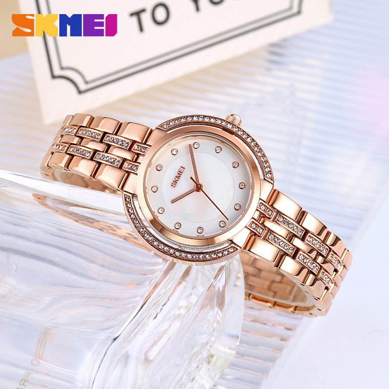 สร้อยข้อมือสตรีนาฬิกาควอตซ์หรู - Analog Quartz Watch บทวิจารณ์และราคา